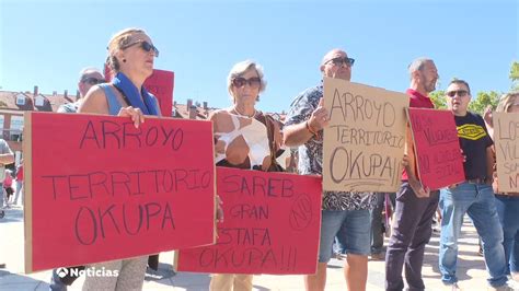 okupas en arroyo de la encomienda|Protesta por la okupación masiva en una misma。